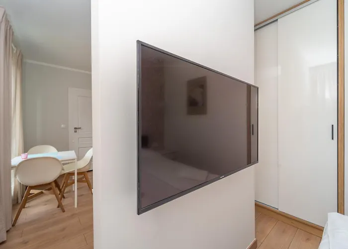 Comfortable 3city In By Renters Appartement